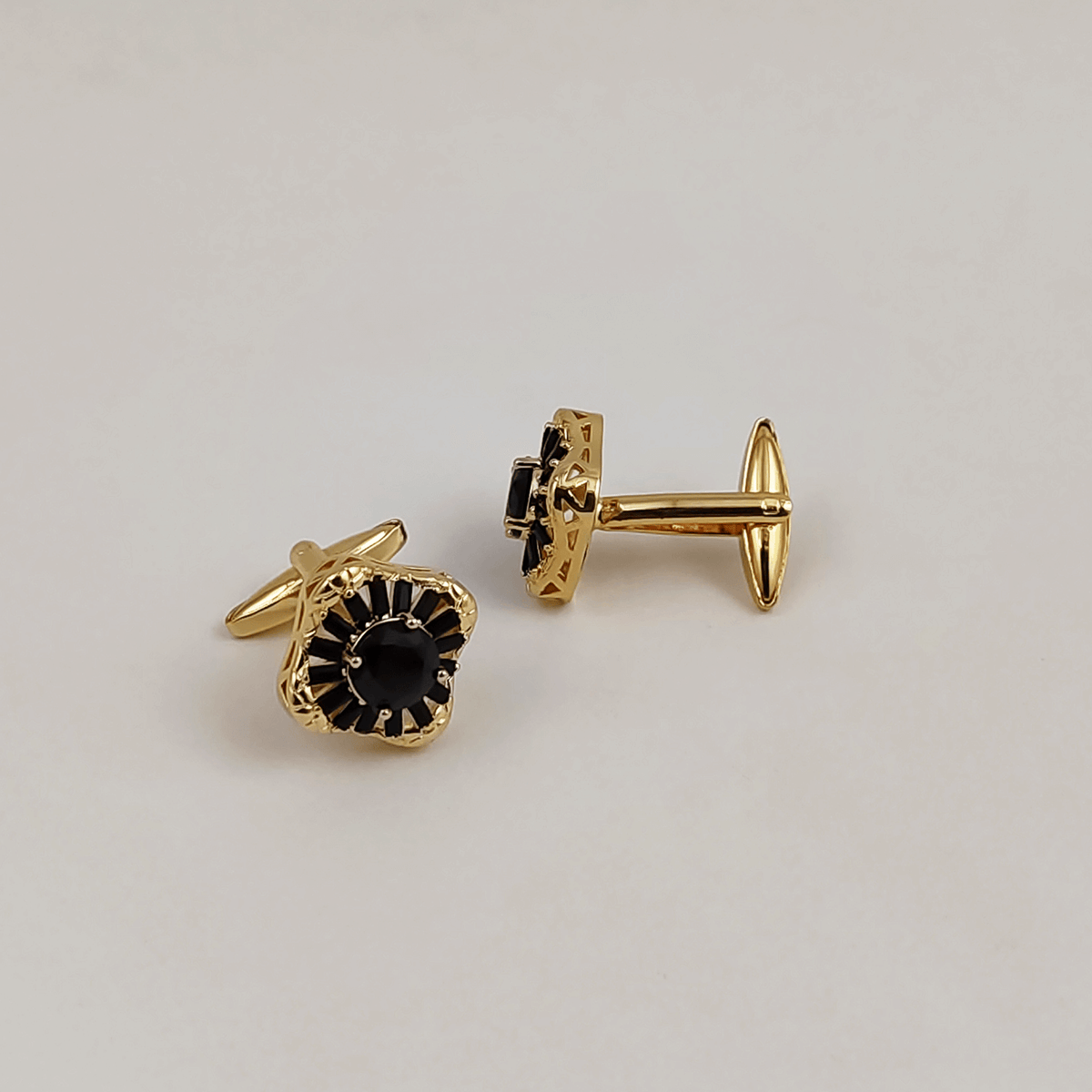 Cufflink 409