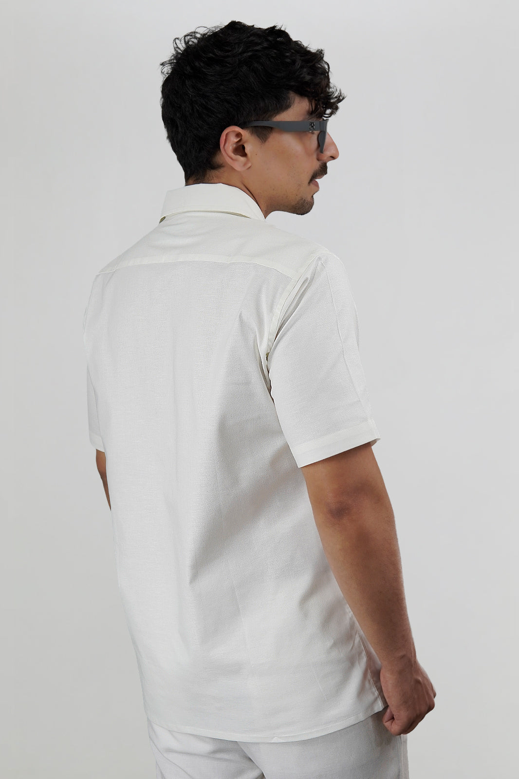 Mid White Heavy-Weight Irish Linen Cuban Shirt