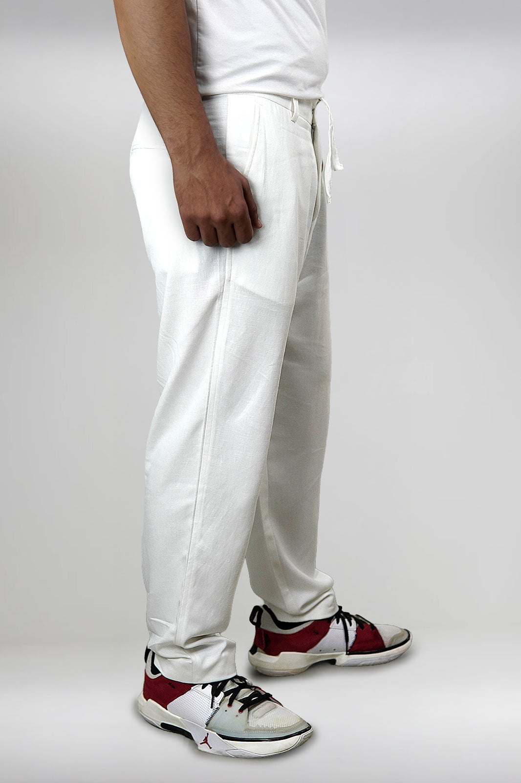 Egg White Irish Linen Slim-Fit Trousers