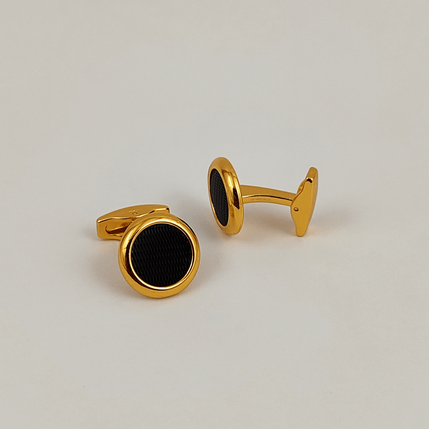 Cufflink 390