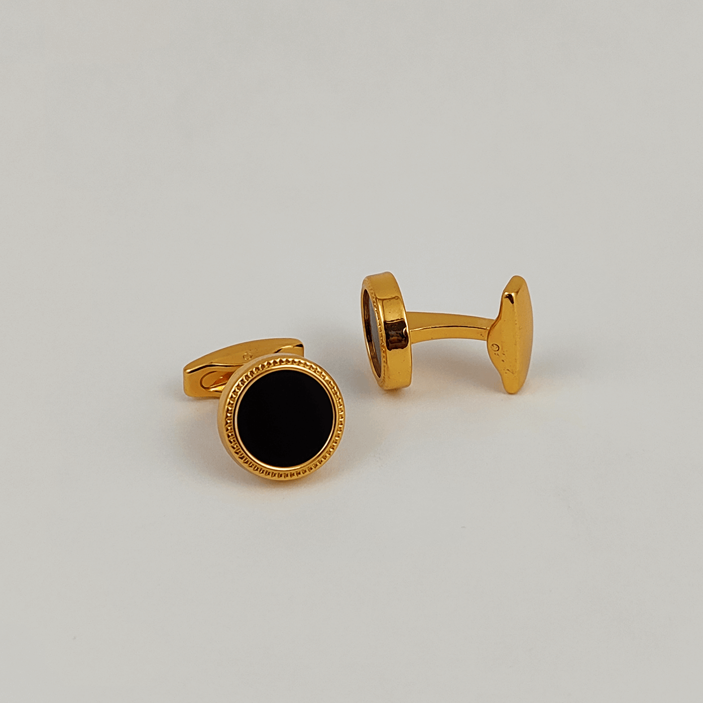 Cufflink 389