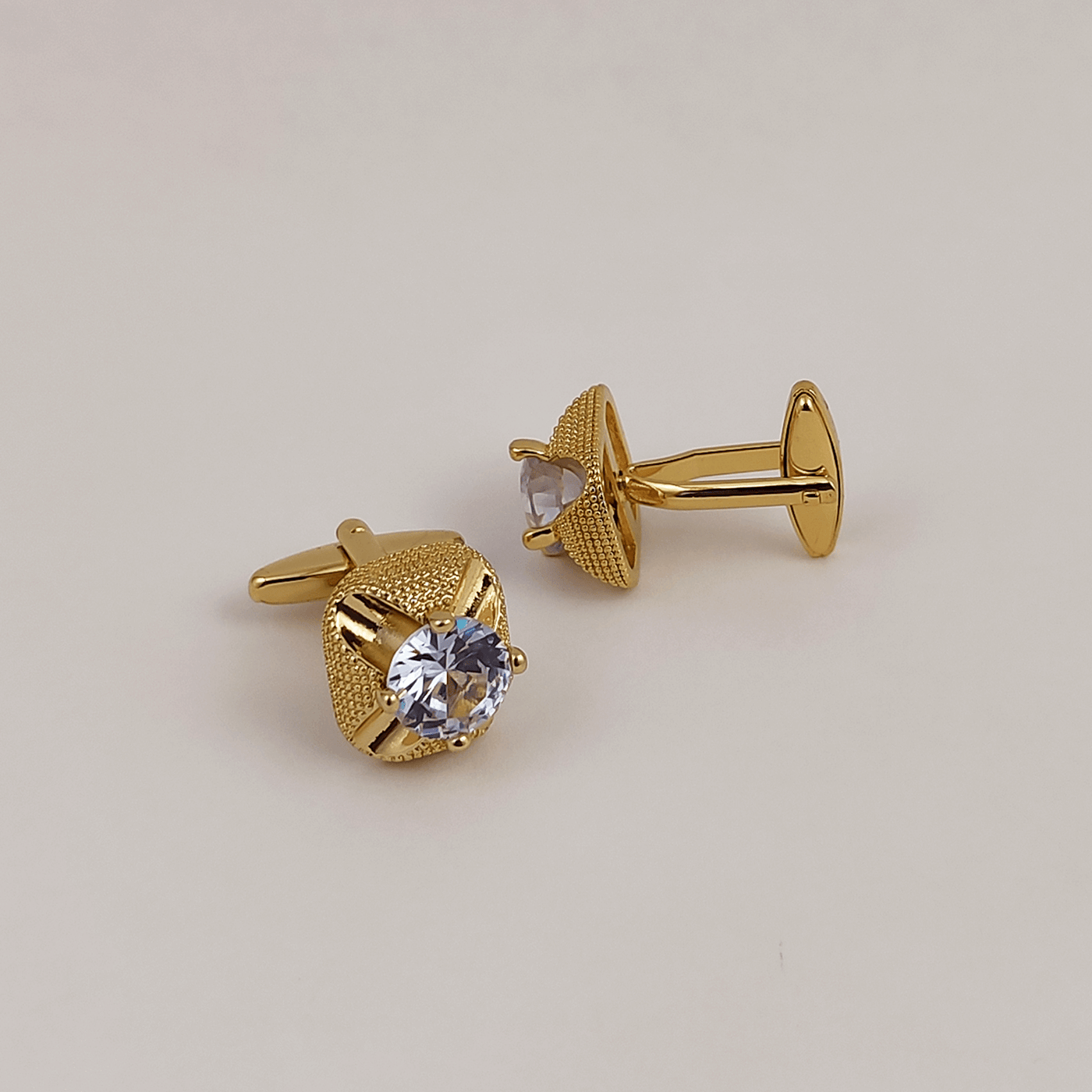 Cufflink 408