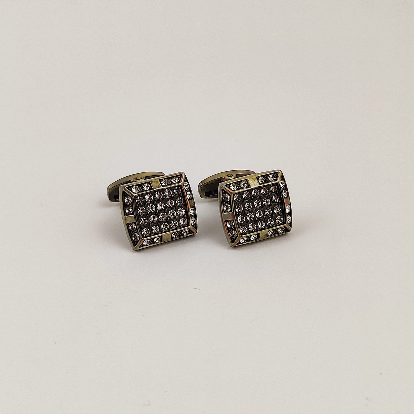 Cufflink 359