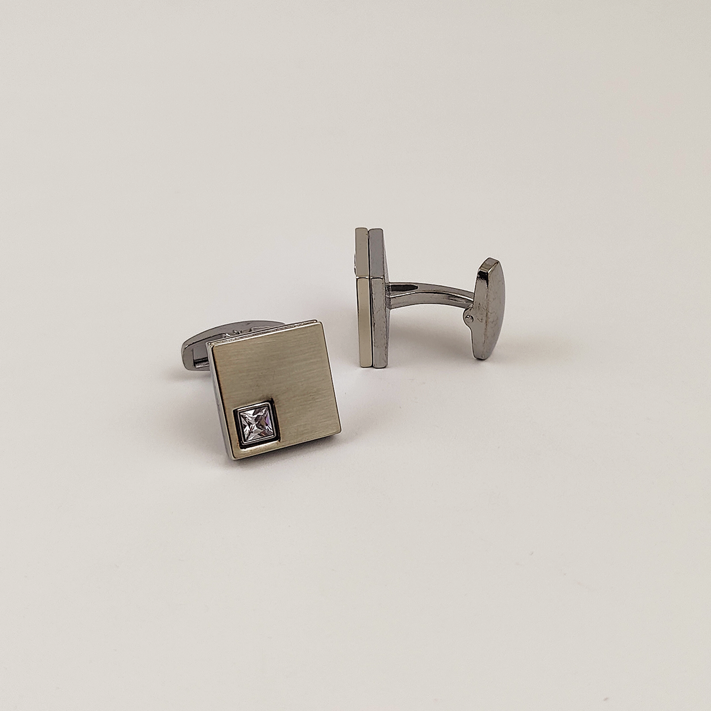 Cufflink 363