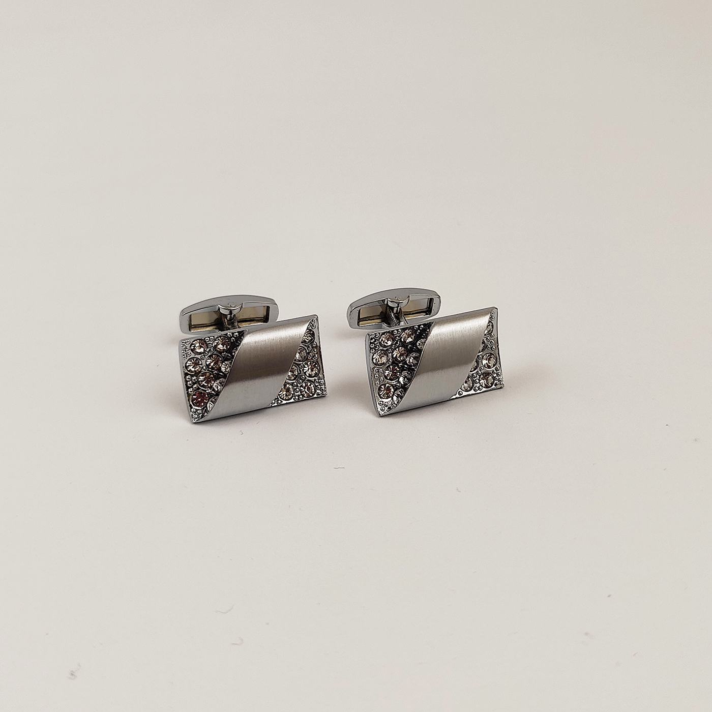 Cufflink 367