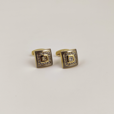 Cufflink 373