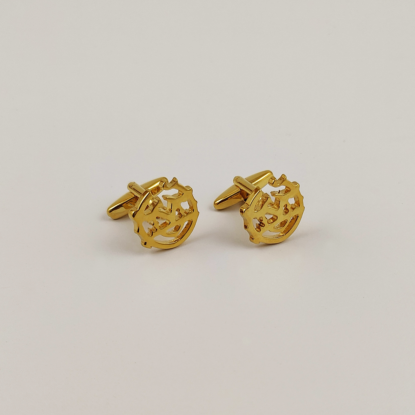 Cufflink 381