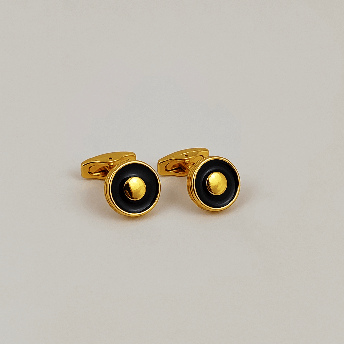 Cufflink 387