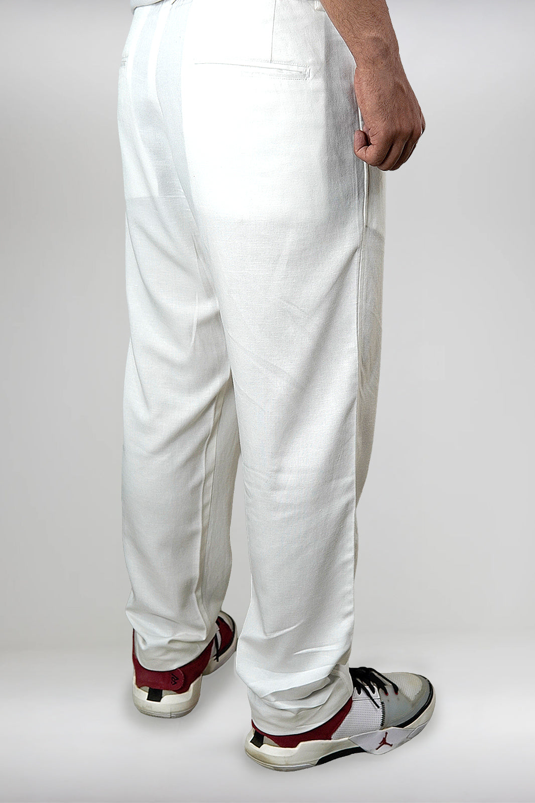 Egg White Irish Linen Slim-Fit Trousers