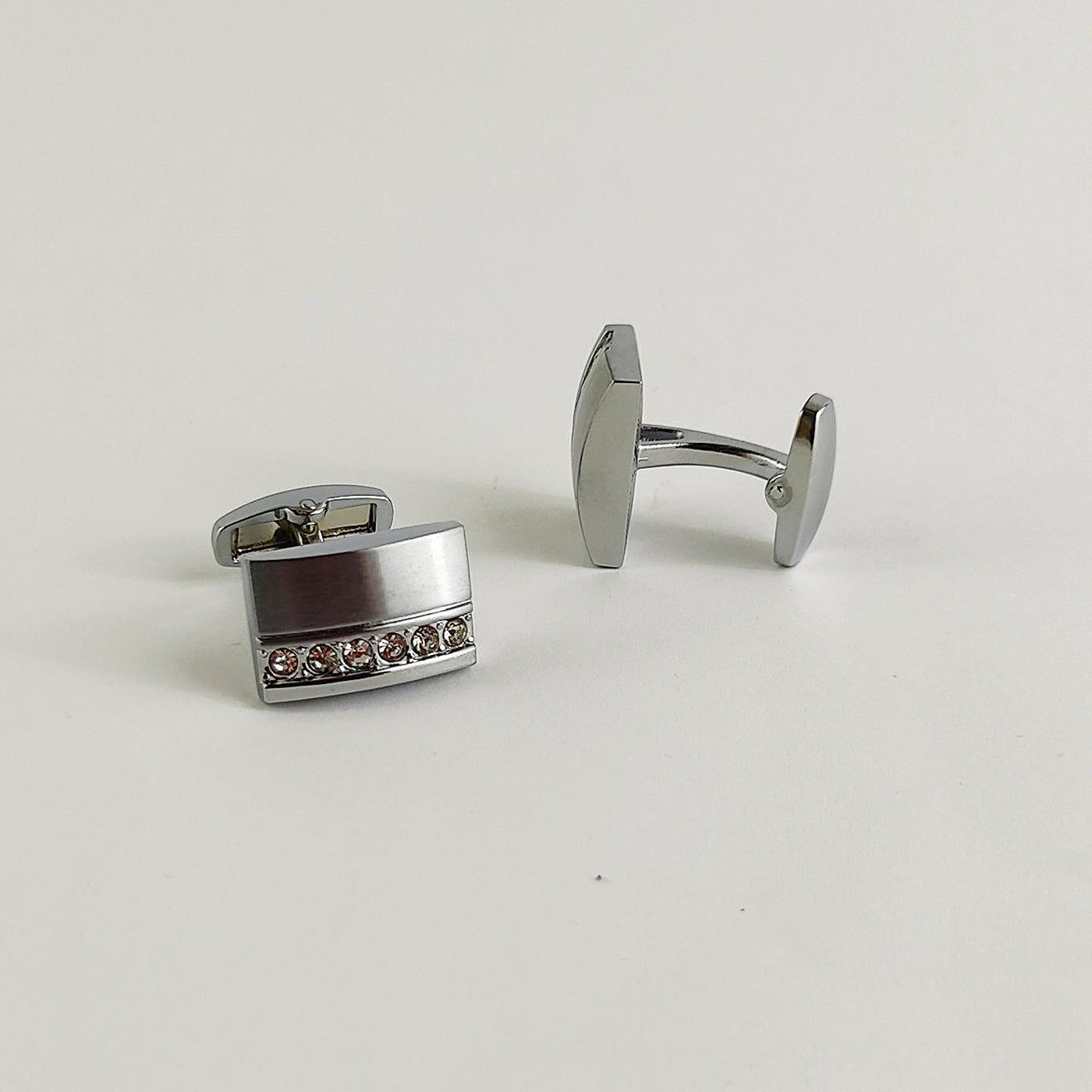 Cufflink 205