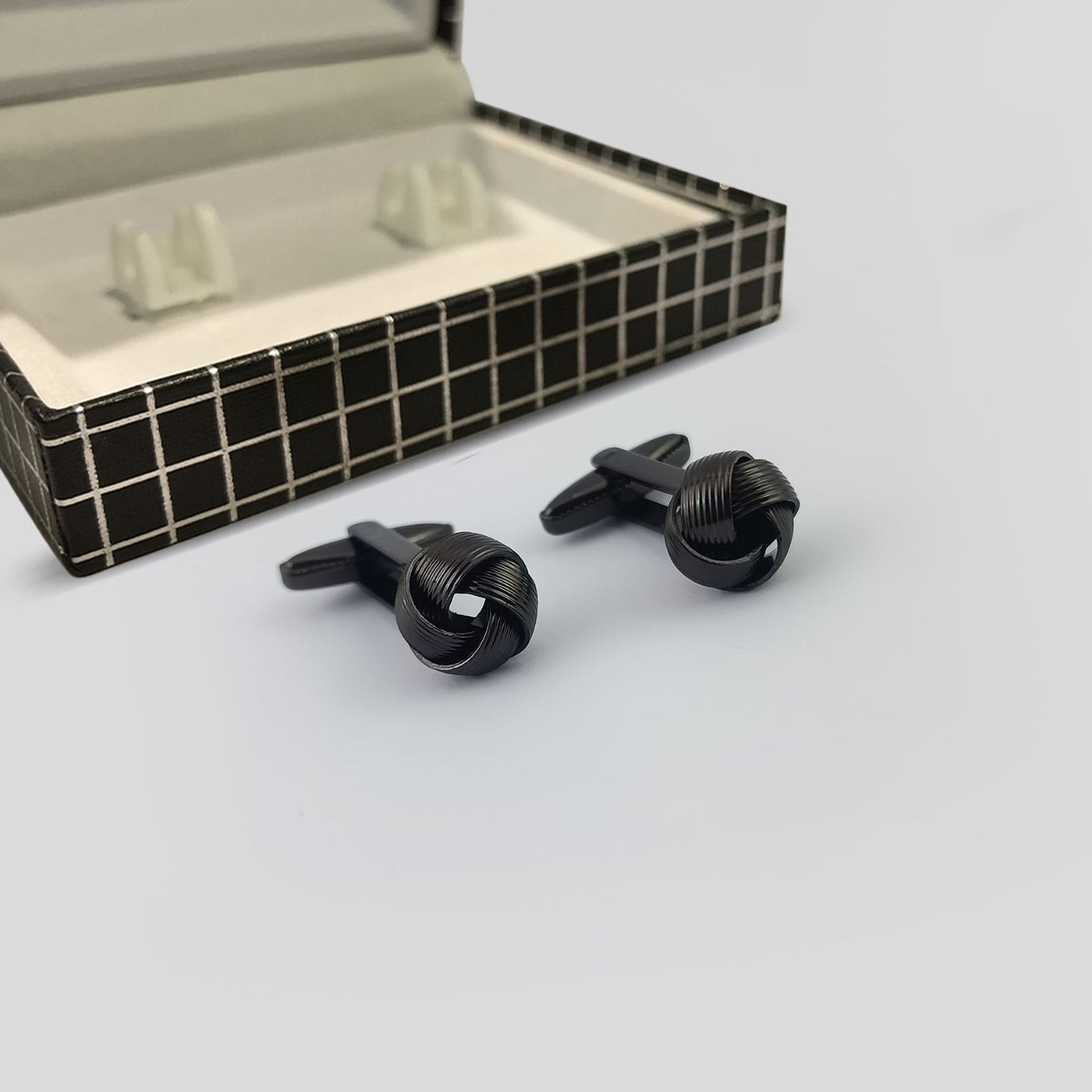 Buy Stylish cufflinks by Avocado menswear