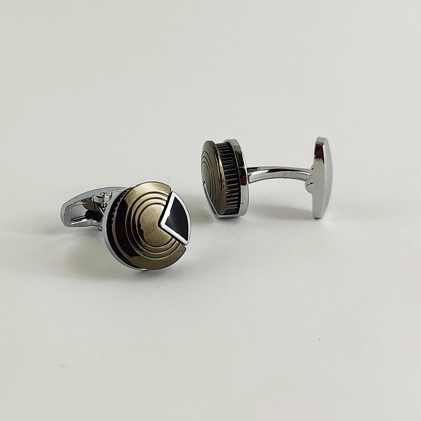 Cufflink 207